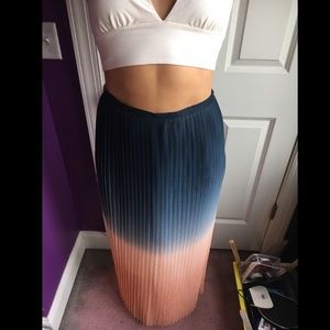 Pleaded Tricolored Maxi Skirt